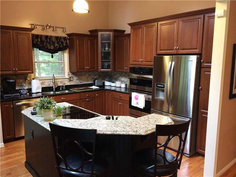 10155 Thompson Road Indianapolis, IN 46239 - Photo 6 of 24 Gallery Image 6