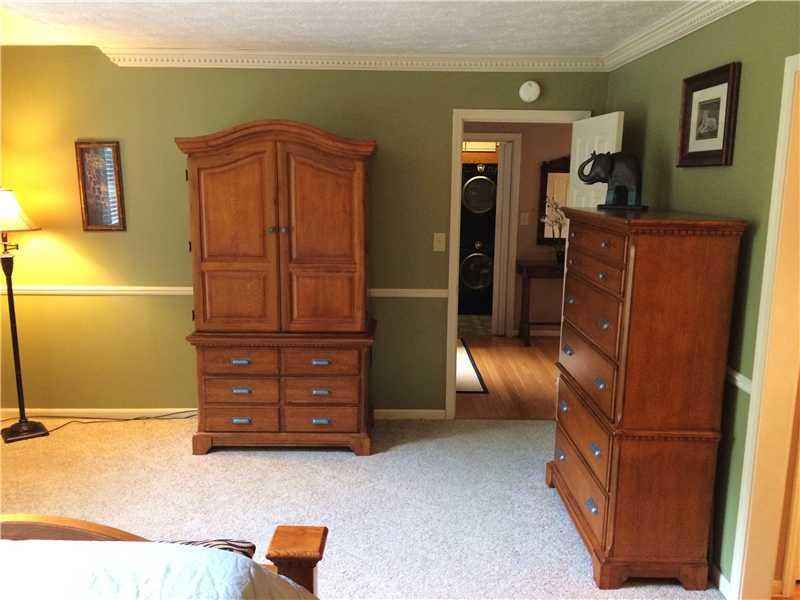 10155 Thompson Road Indianapolis, IN 46239 - Photo 9 of 24 Gallery Image 9