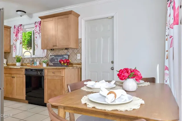 $695,000 | 4895 Muirwood Court, Simi Valley, CA 93063