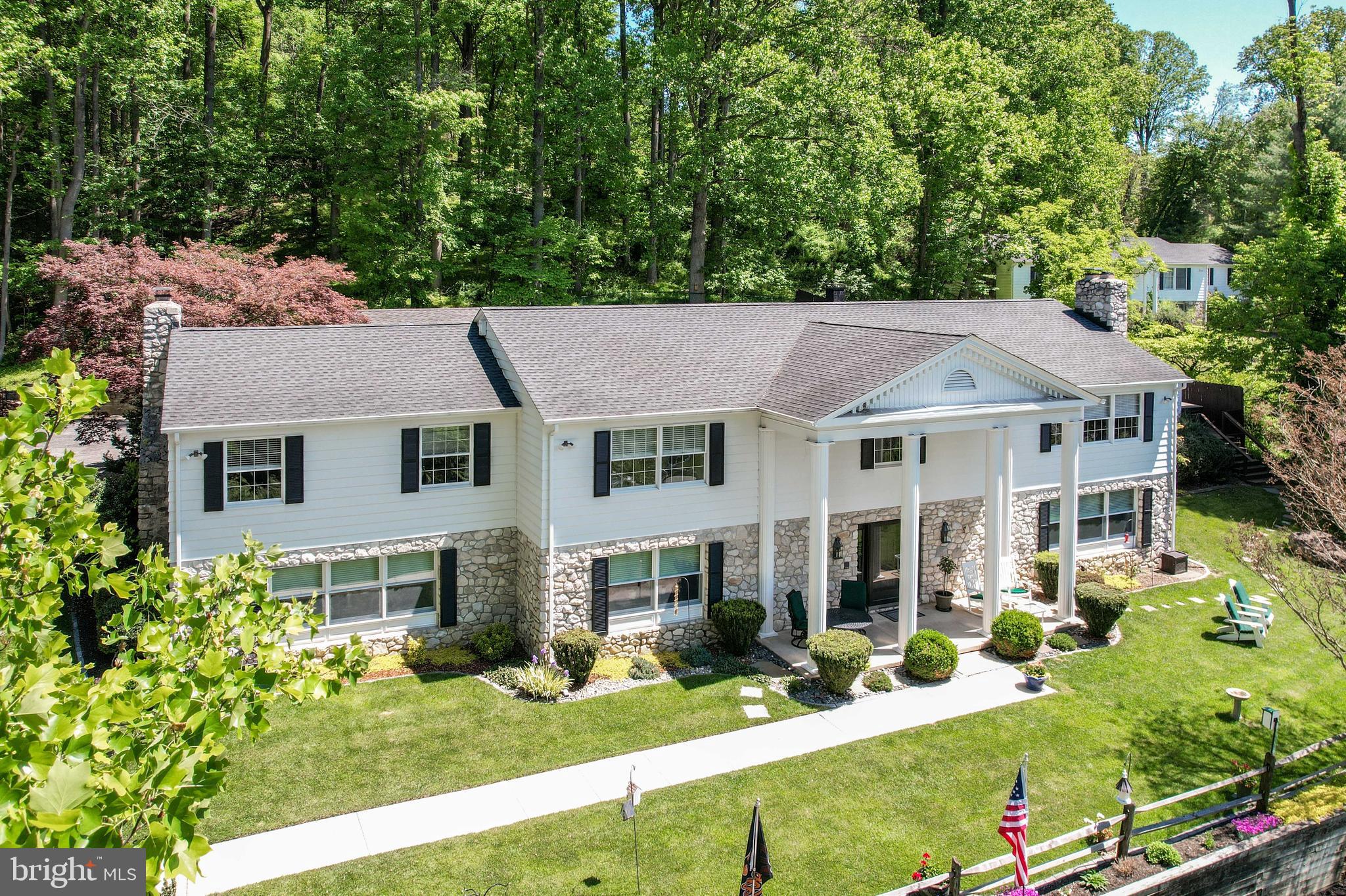 Raised Rancher with 2 full living areas