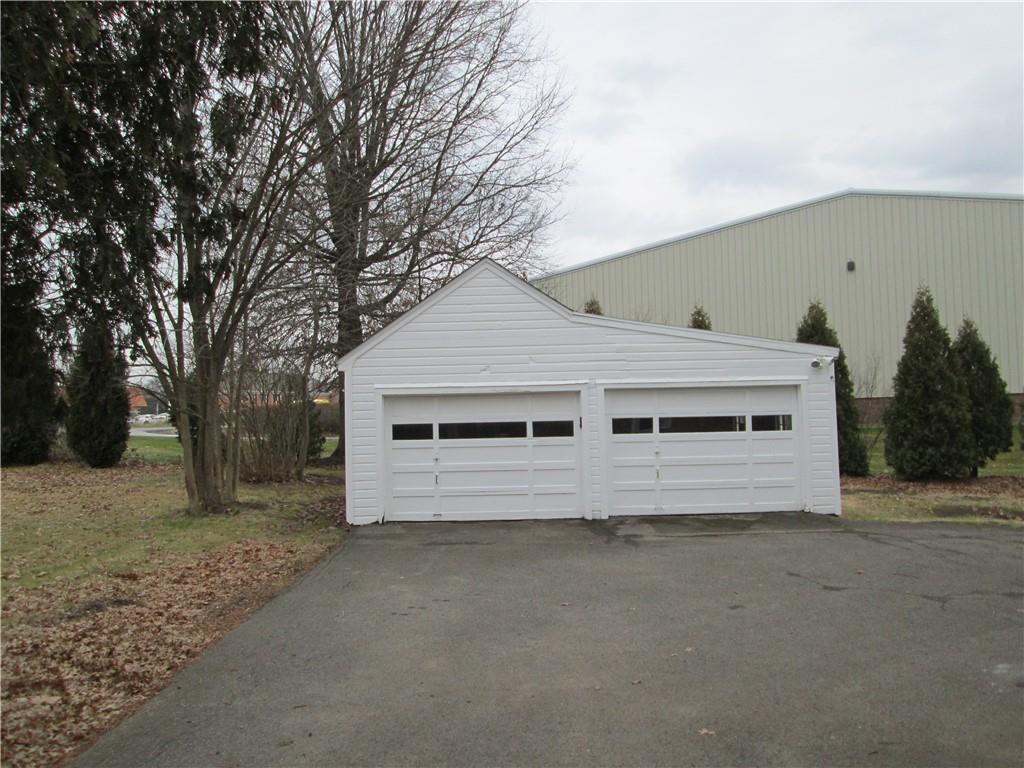 648 Shenango Road Beaver Falls, PA 15010 - Photo 7 of 30 Gallery Image 7
