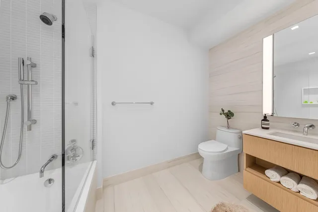 $1,995,000 | 1 Wall Street, Unit 713 | Financial District