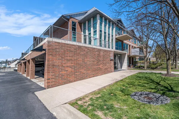 $620,000 | 300 Hamilton Street, Unit 204, Plymouth, MI 48170