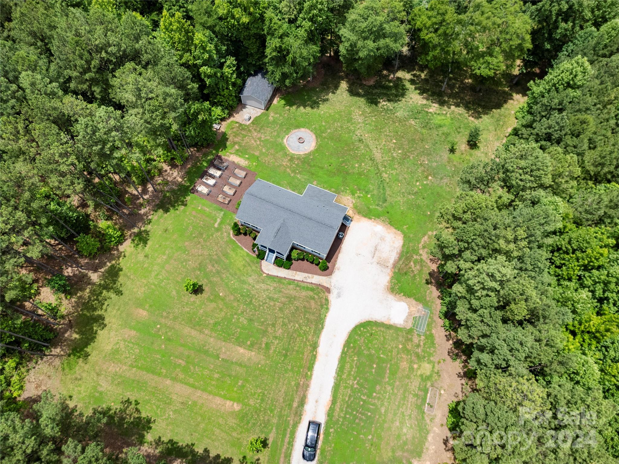 1576 Brown Road Chester, SC 29706 - Photo 8 of 39 Gallery Image 8