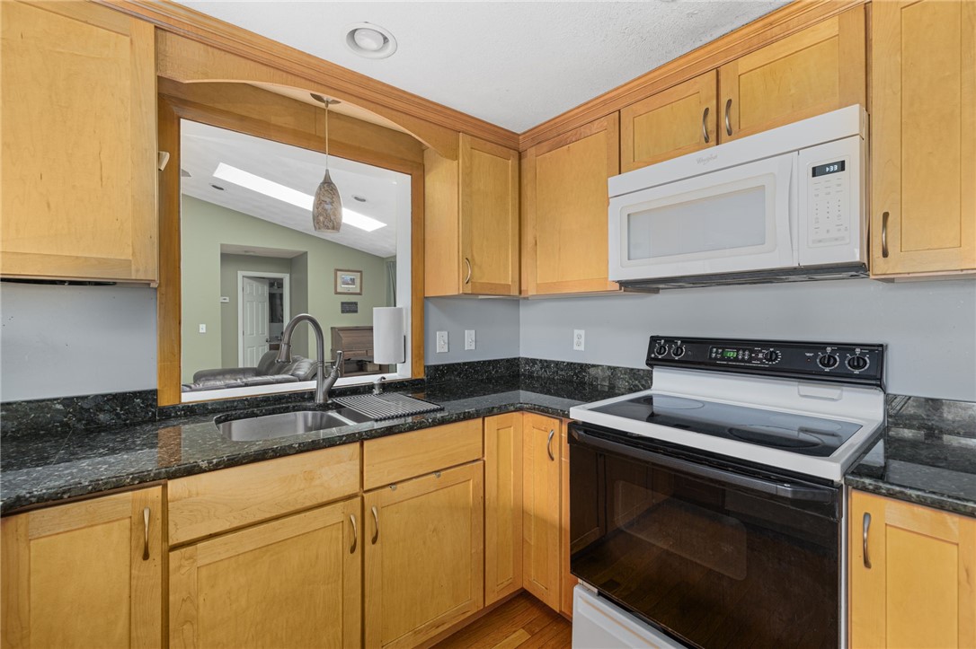 485 Snake Hill Road Glocester, RI 02857 - Photo 14 of 50