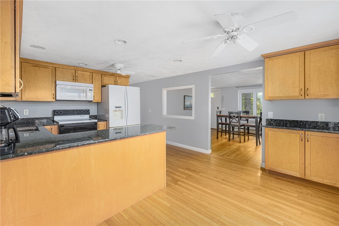 485 Snake Hill Road Glocester, RI 02857 - Photo 15 of 50