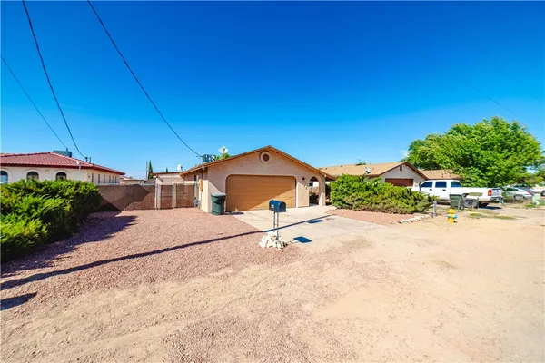 $225,000 | 1927 Lucille Avenue, Kingman, AZ 86401