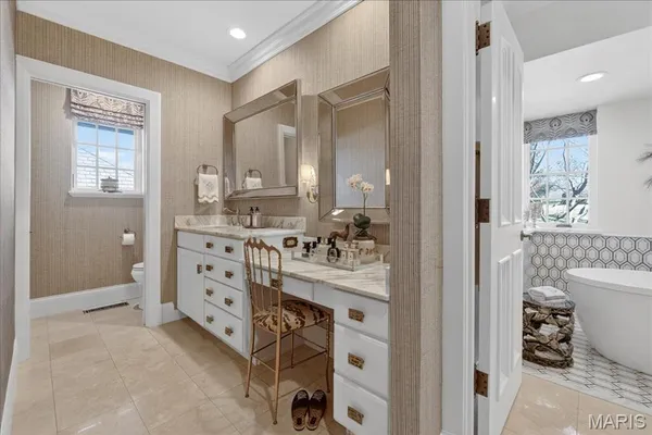 $4,449,000 | 1359 South Mason Road, St. Louis, MO 63131
