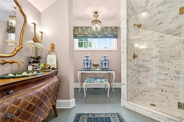 $4,449,000 | 1359 South Mason Road, St. Louis, MO 63131