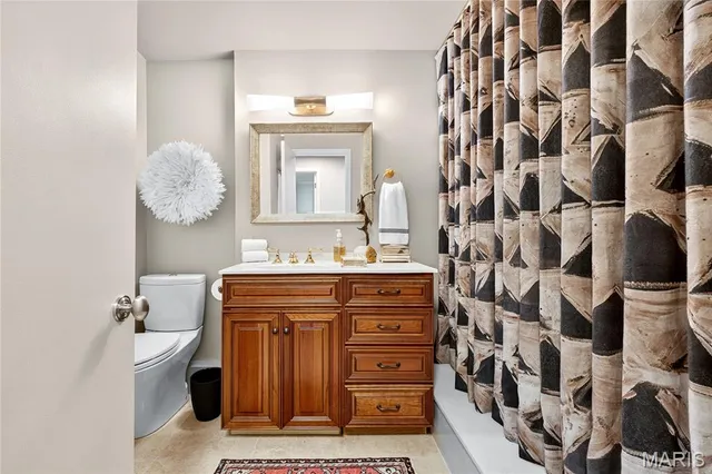 $4,449,000 | 1359 South Mason Road, St. Louis, MO 63131