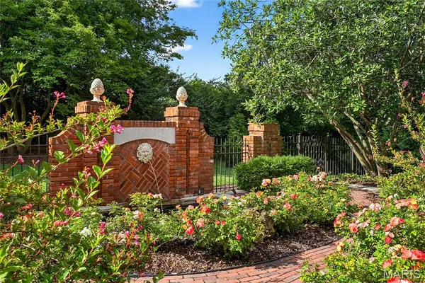 $4,449,000 | 1359 South Mason Road, St. Louis, MO 63131