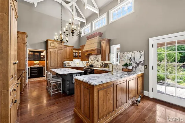 $4,449,000 | 1359 South Mason Road, St. Louis, MO 63131