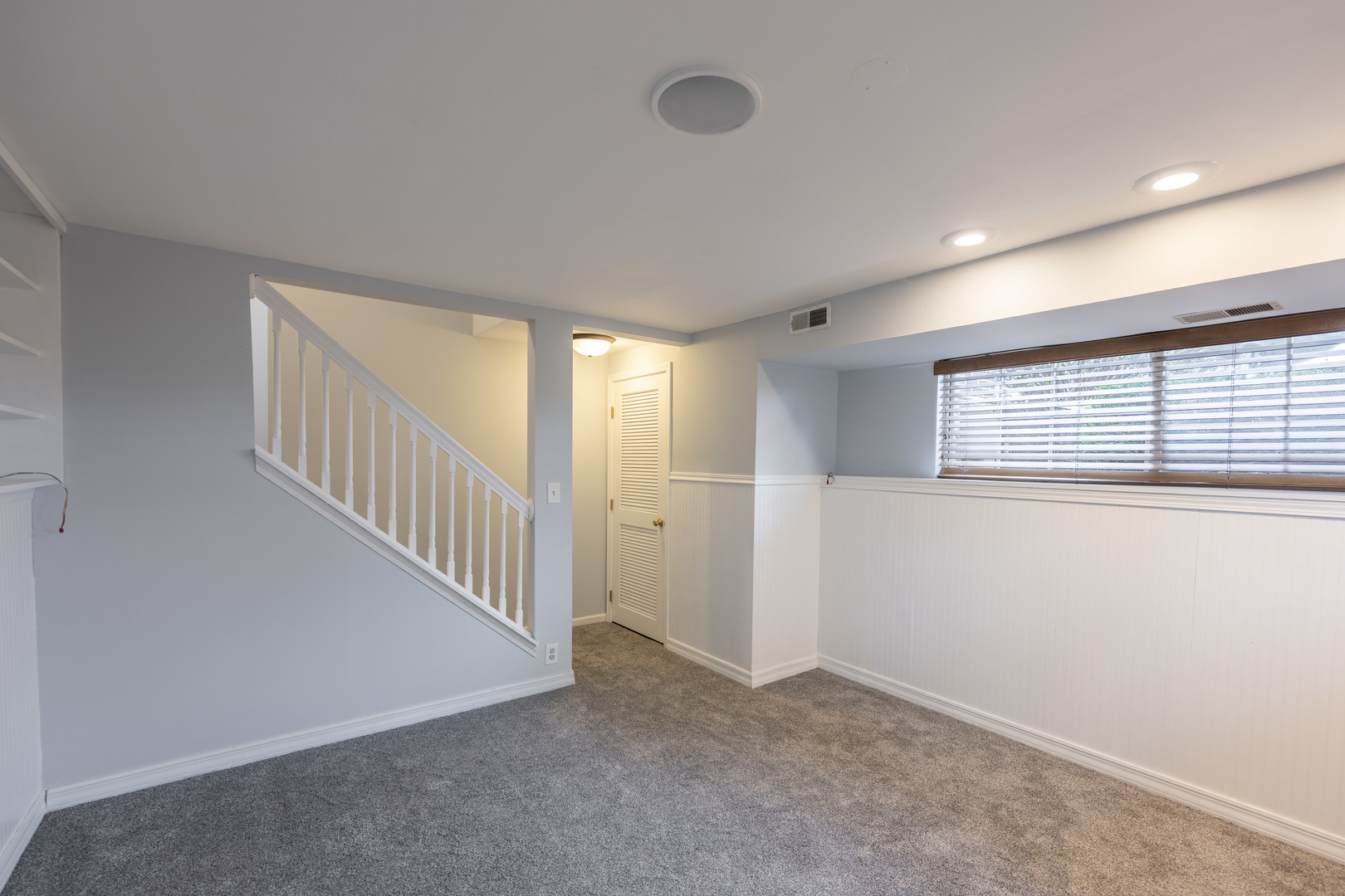 2430 Courtyard Circle, Unit 6 Aurora, IL 60506 - Photo 22 of 28 a view of an empty room with a window