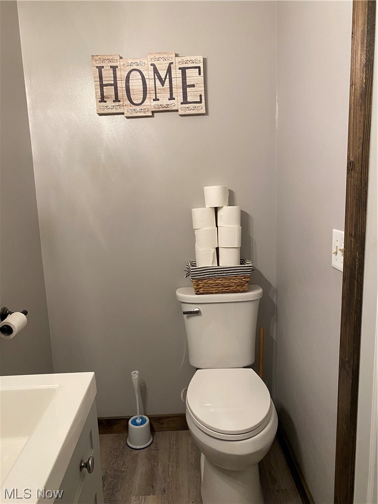 6086 Leon Road Andover, OH 44003 - Photo 25 of 26 Guest Bath