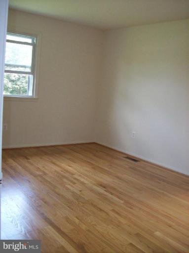 18721 Willow Grove Road Olney, MD 20832 - Photo 3 of 26 Bedroom #2