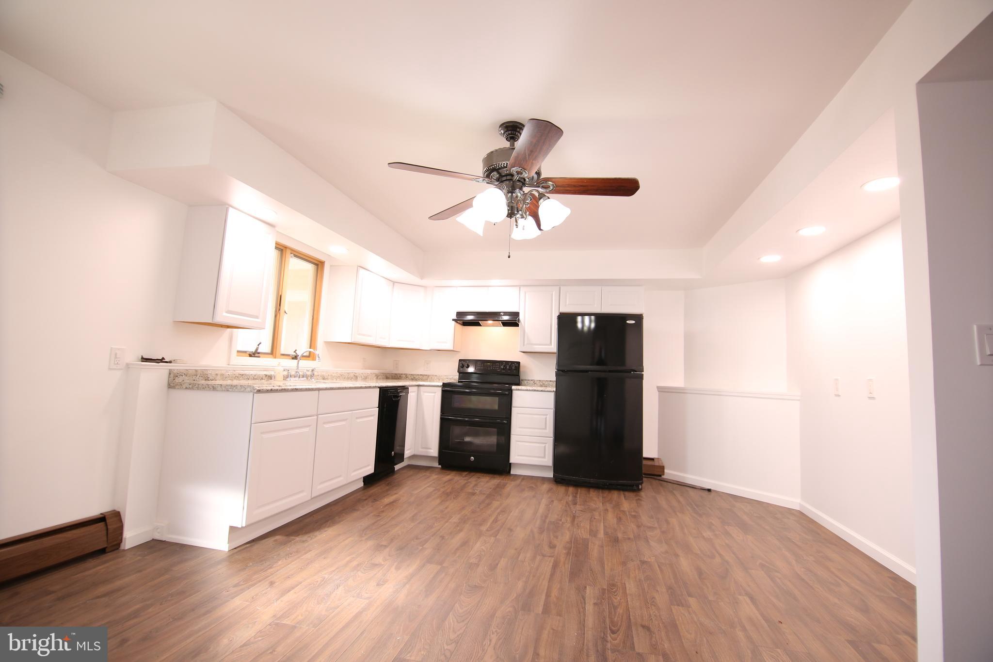 5 Inkberry Road Levittown, PA 19057 - Photo 14 of 30 Gallery Image 14