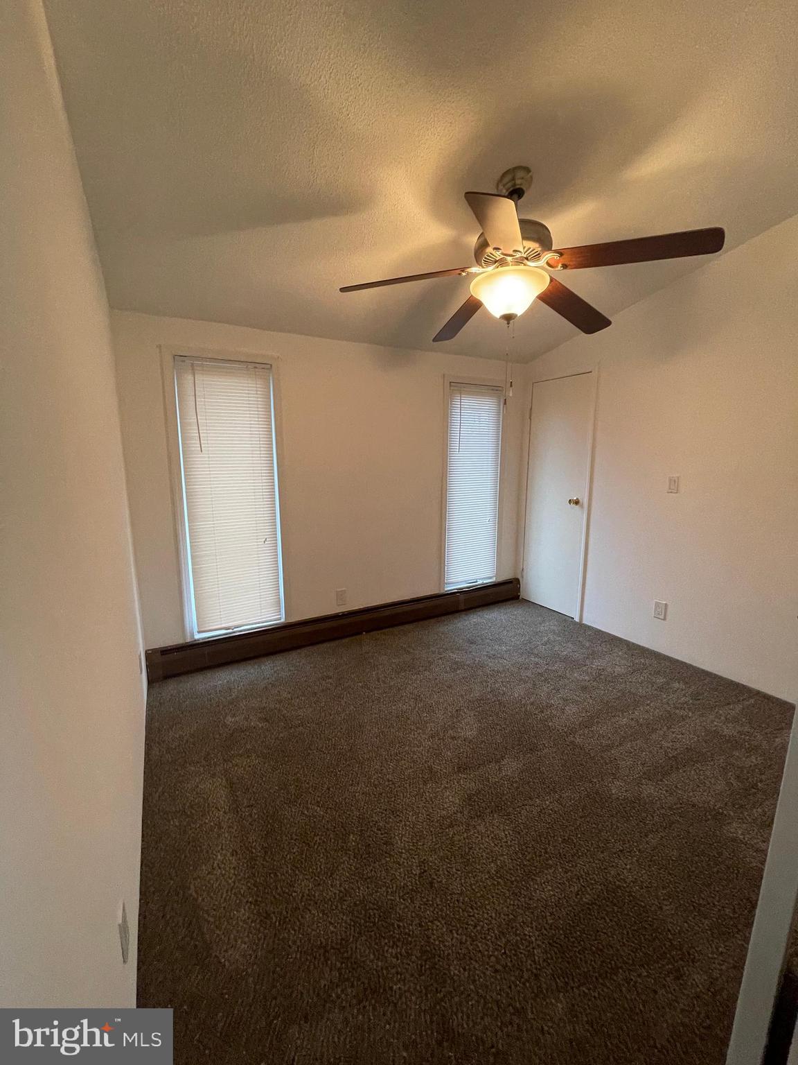 5 Inkberry Road Levittown, PA 19057 - Photo 17 of 30 Gallery Image 17