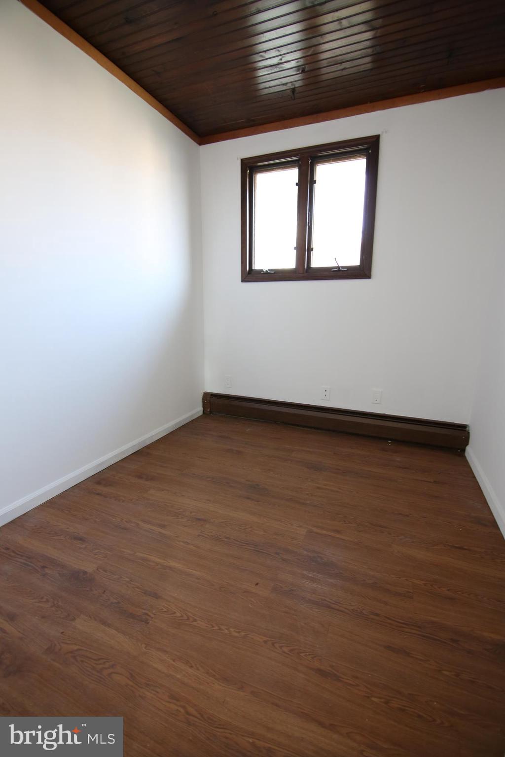 5 Inkberry Road Levittown, PA 19057 - Photo 24 of 30 Gallery Image 24