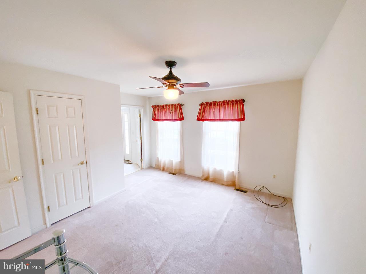567 Pasture Brook Road Severn, MD 21144 - Photo 8 of 40 Bedroom/office/
playroom to left of entrance