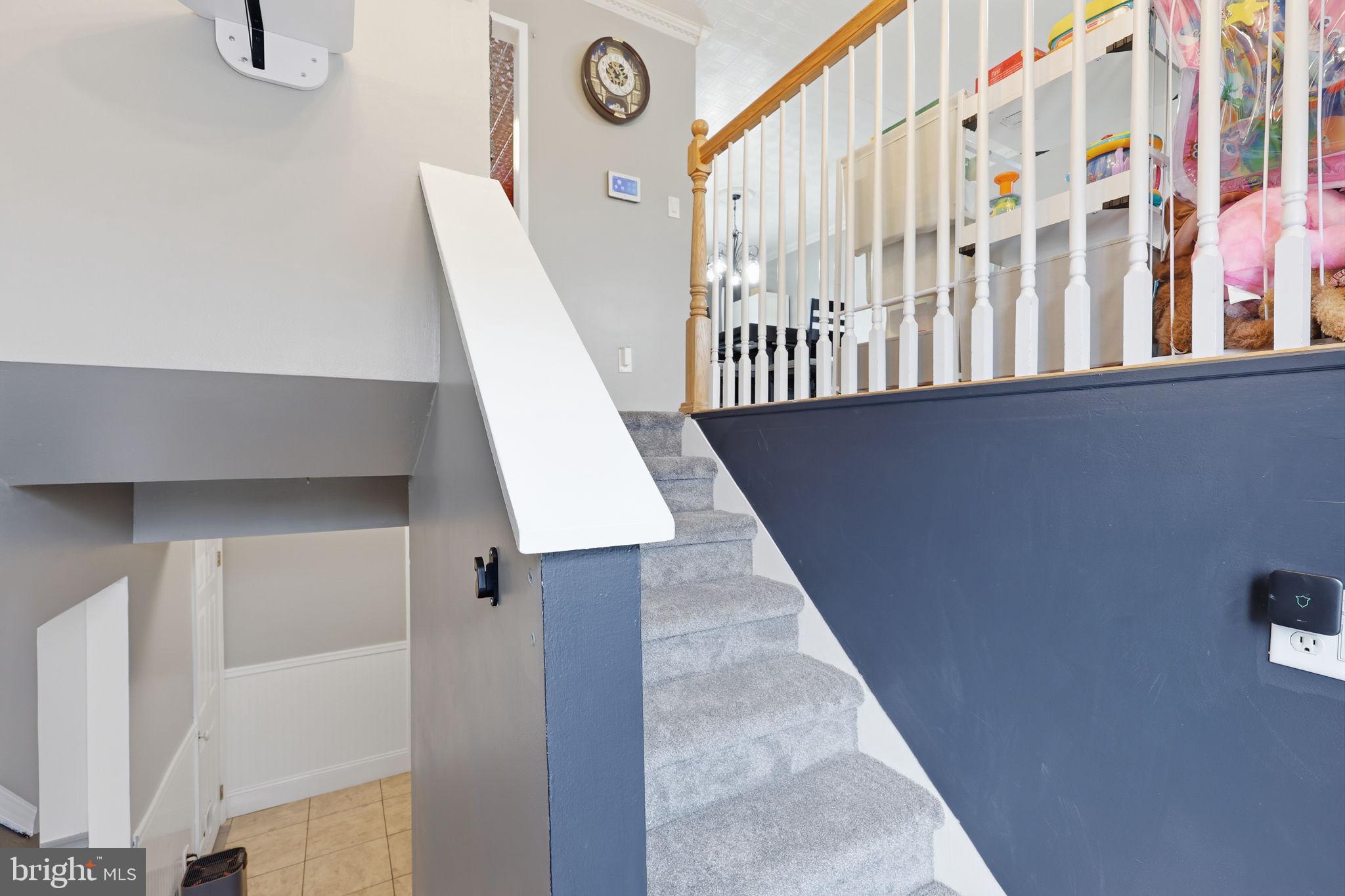 213 Welsford Road Fairless Hills, PA 19030 - Photo 3 of 39 Bi level stair case