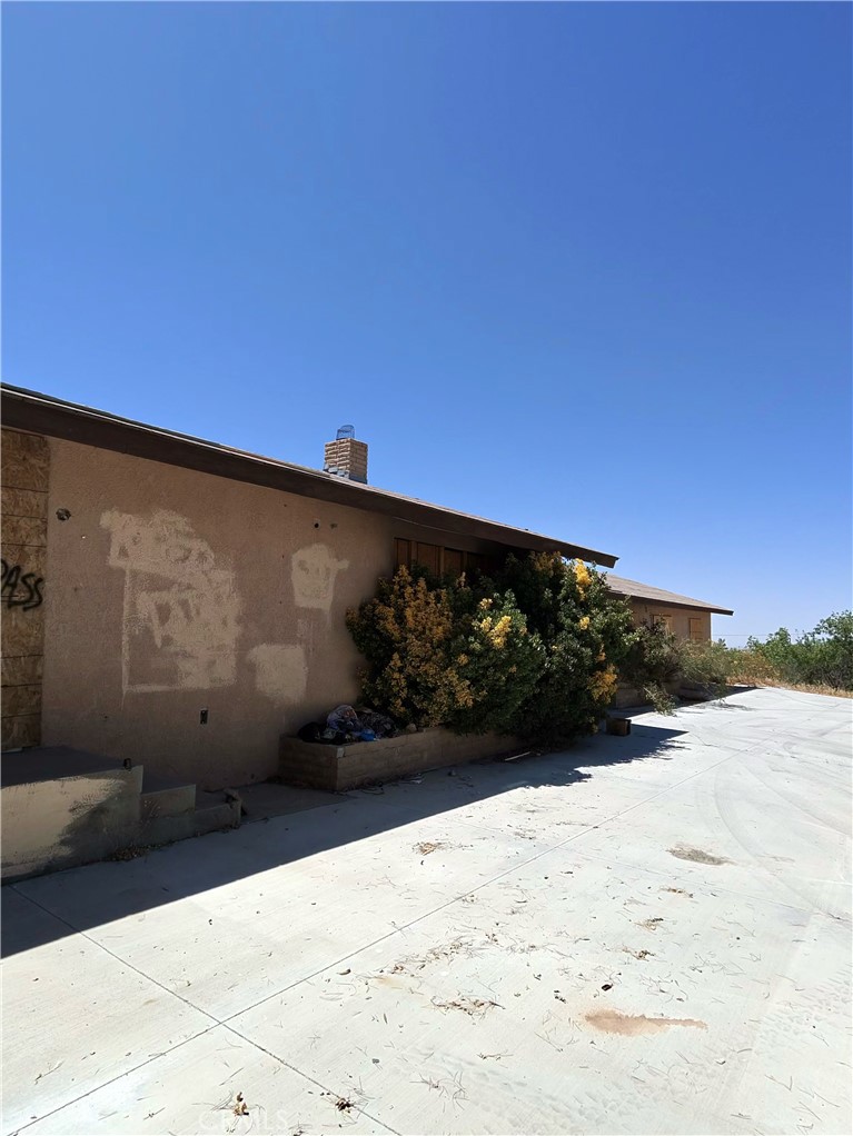 9640 Malpaso Road Phelan, CA 92371 - Photo 1 of 11 Gallery Image 1