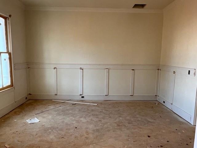 5430 Settingdown Road Cumming, GA 30041 - Photo 4 of 15 an empty room with window