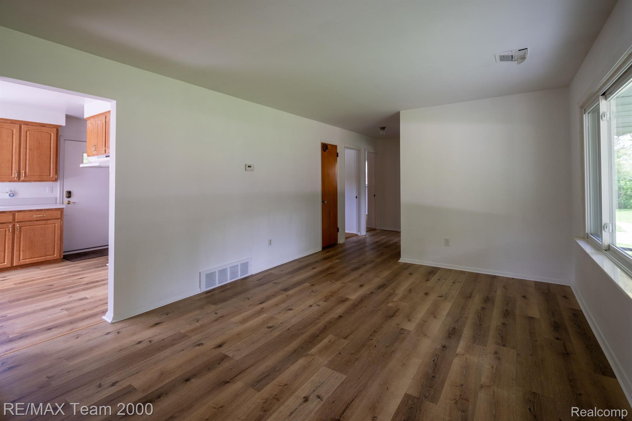 9642 Holland Road Taylor, MI 48180 - Photo 12 of 24 Gallery Image 12