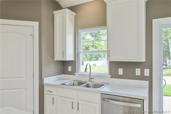 $265,000 | 226 Drive-in (lot # 2) Court, Charlestown, IN 47111