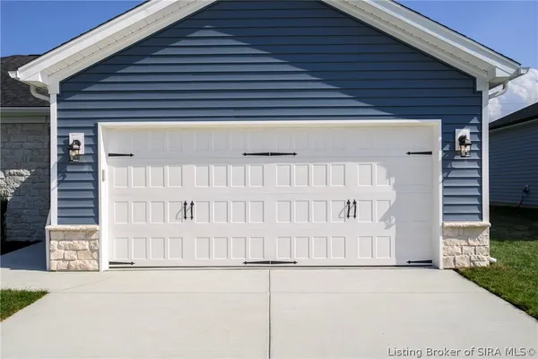$265,000 | 226 Drive-in (lot # 2) Court, Charlestown, IN 47111