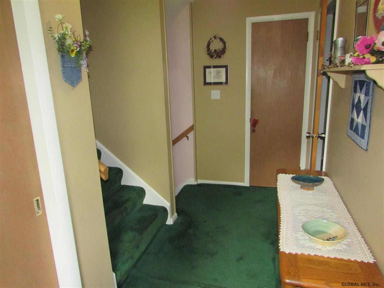 501 Huron Road Bethlehem, NY 12054 - Photo 18 of 28 Photo 18