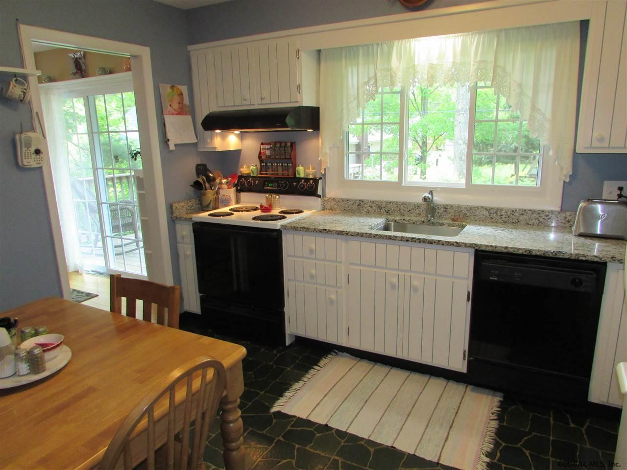501 Huron Road Bethlehem, NY 12054 - Photo 9 of 28 Photo 9
