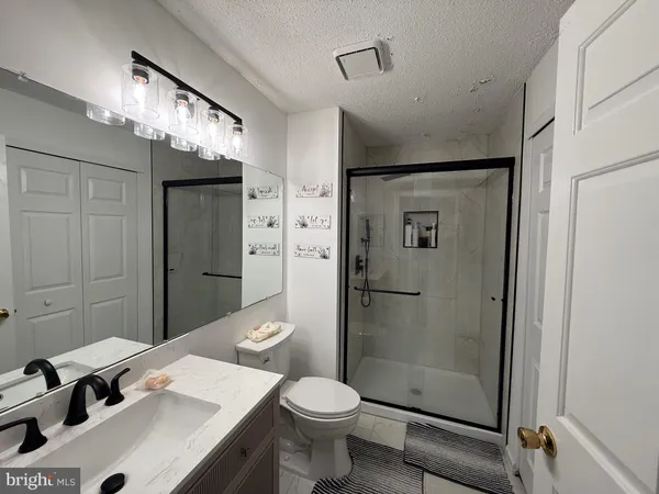 $2,195 | 5 Chamberlin Court, Lawrenceville, NJ 08648