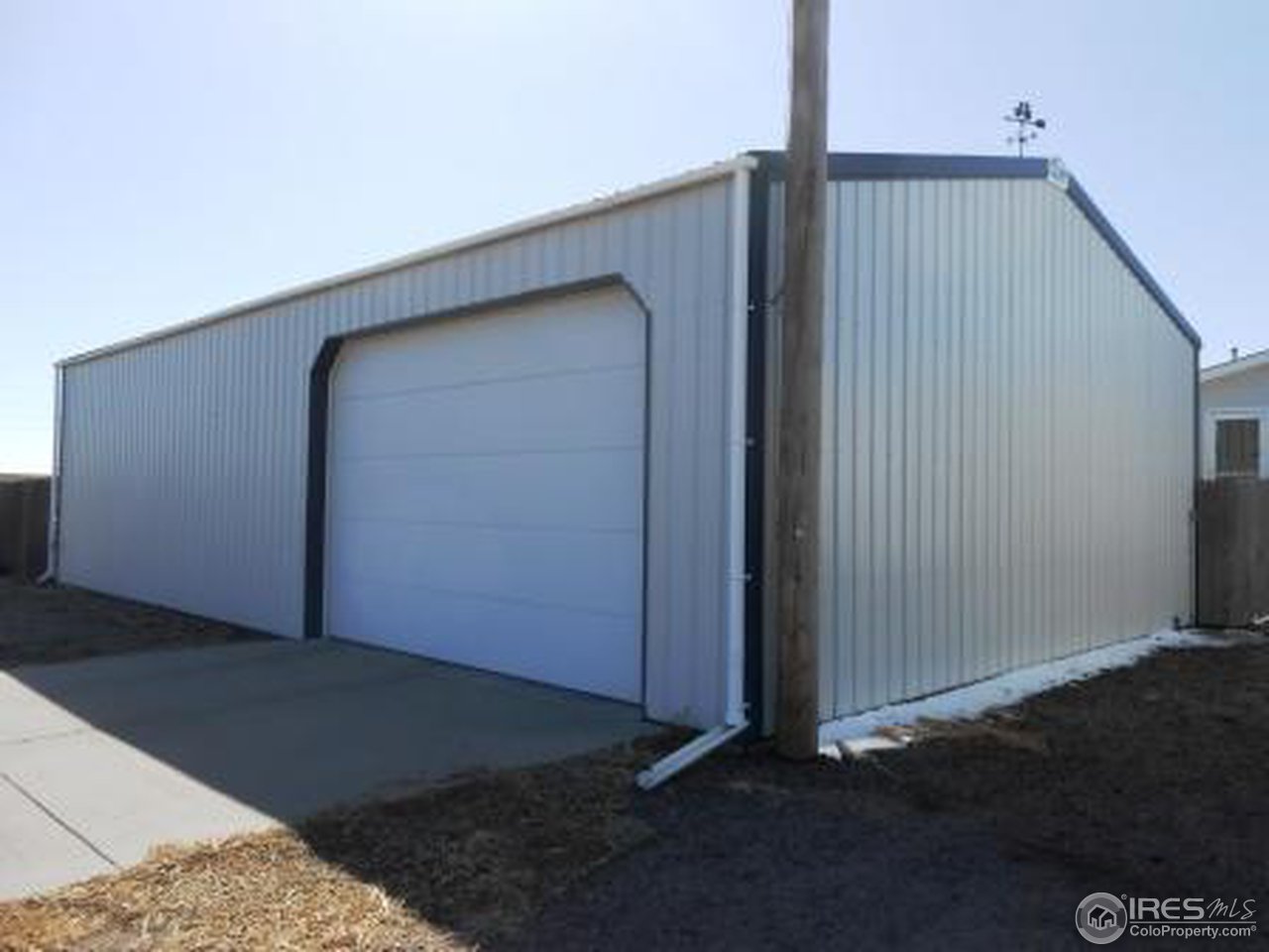 48' x 30' Heated Building
