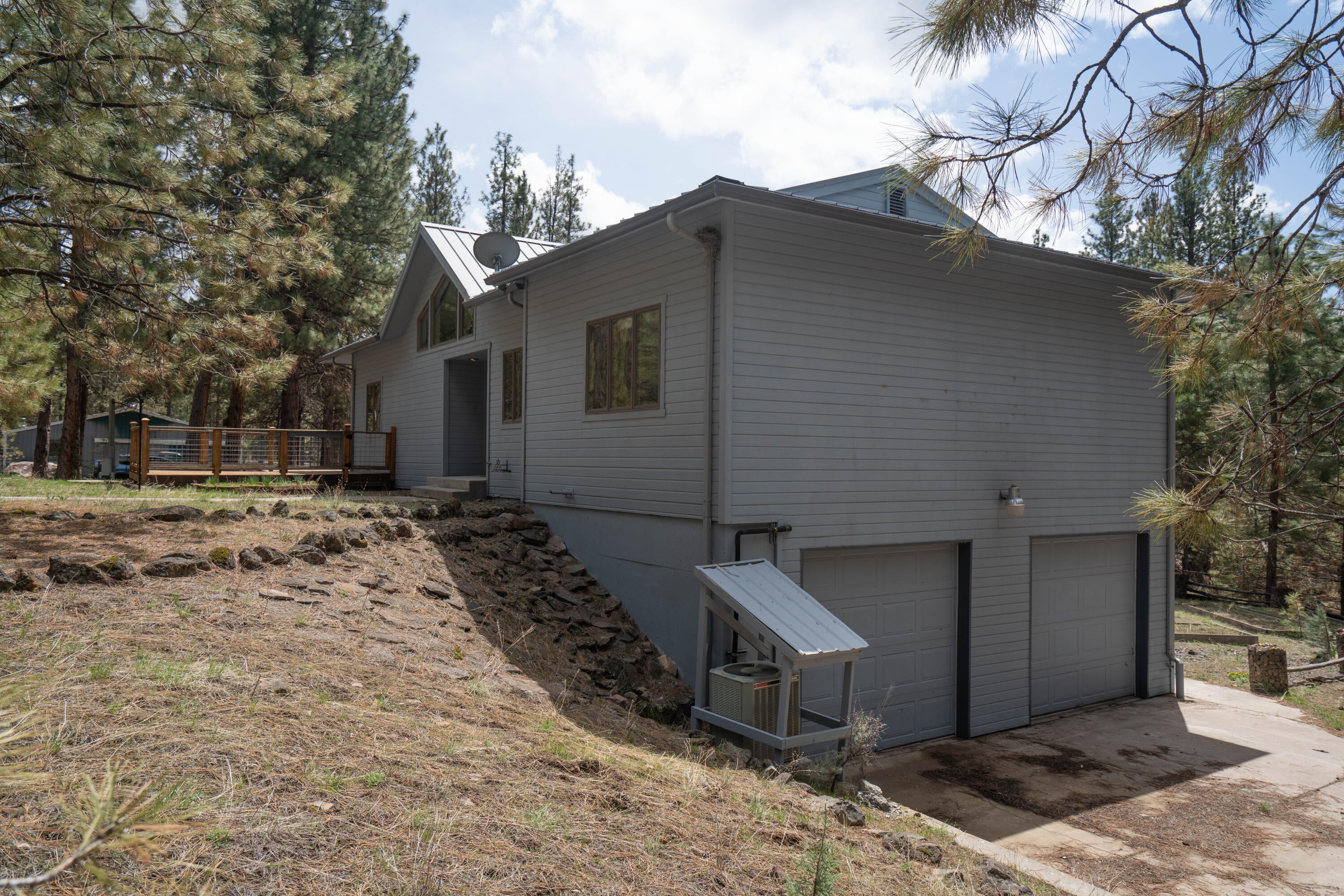 11515 Old Fort Road Klamath Falls, OR 97601 - Photo 11 of 57 6