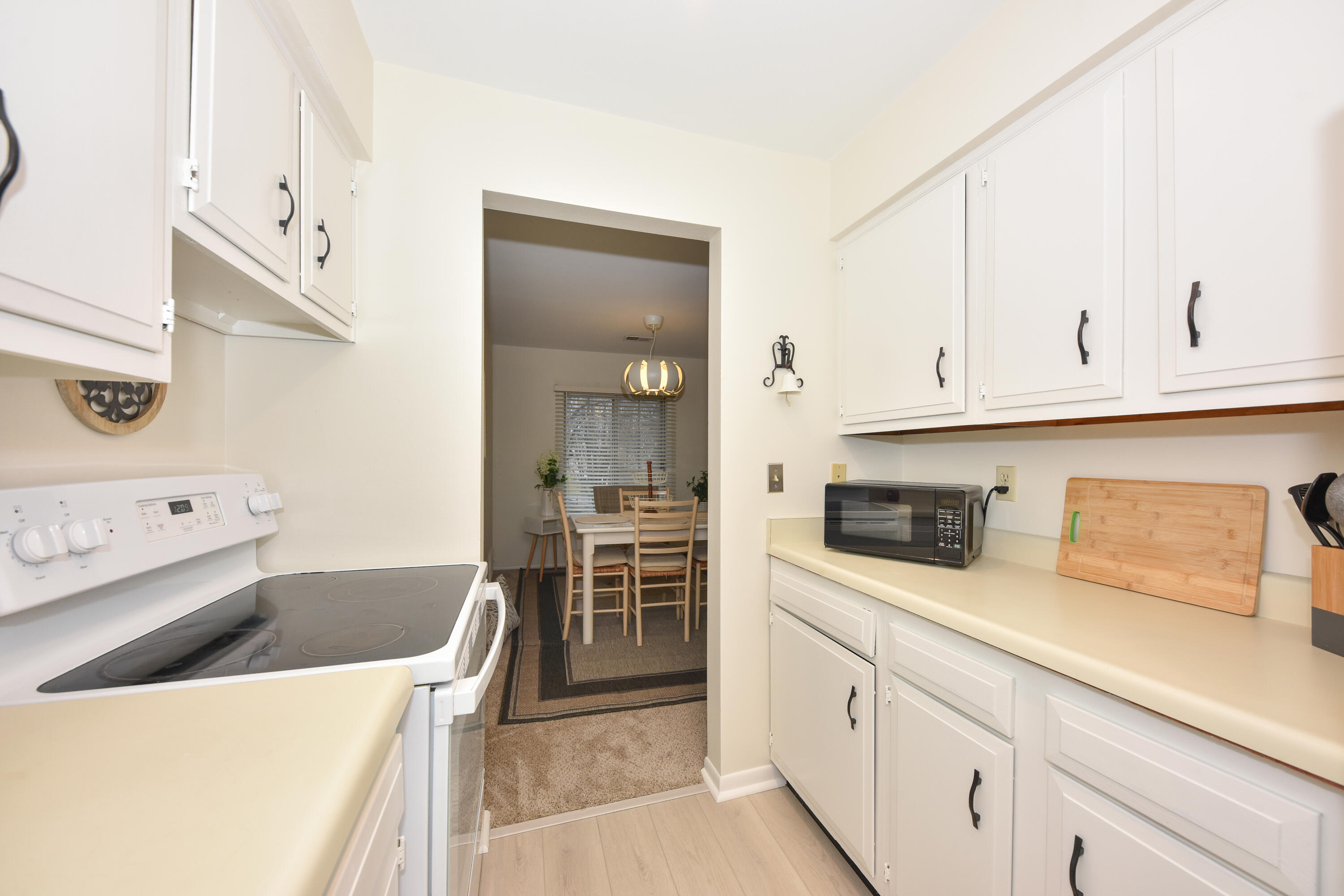 12990 West Bluemound Road, Unit 205 Elm Grove, WI 53122 - Photo 12 of 27 Kitchen