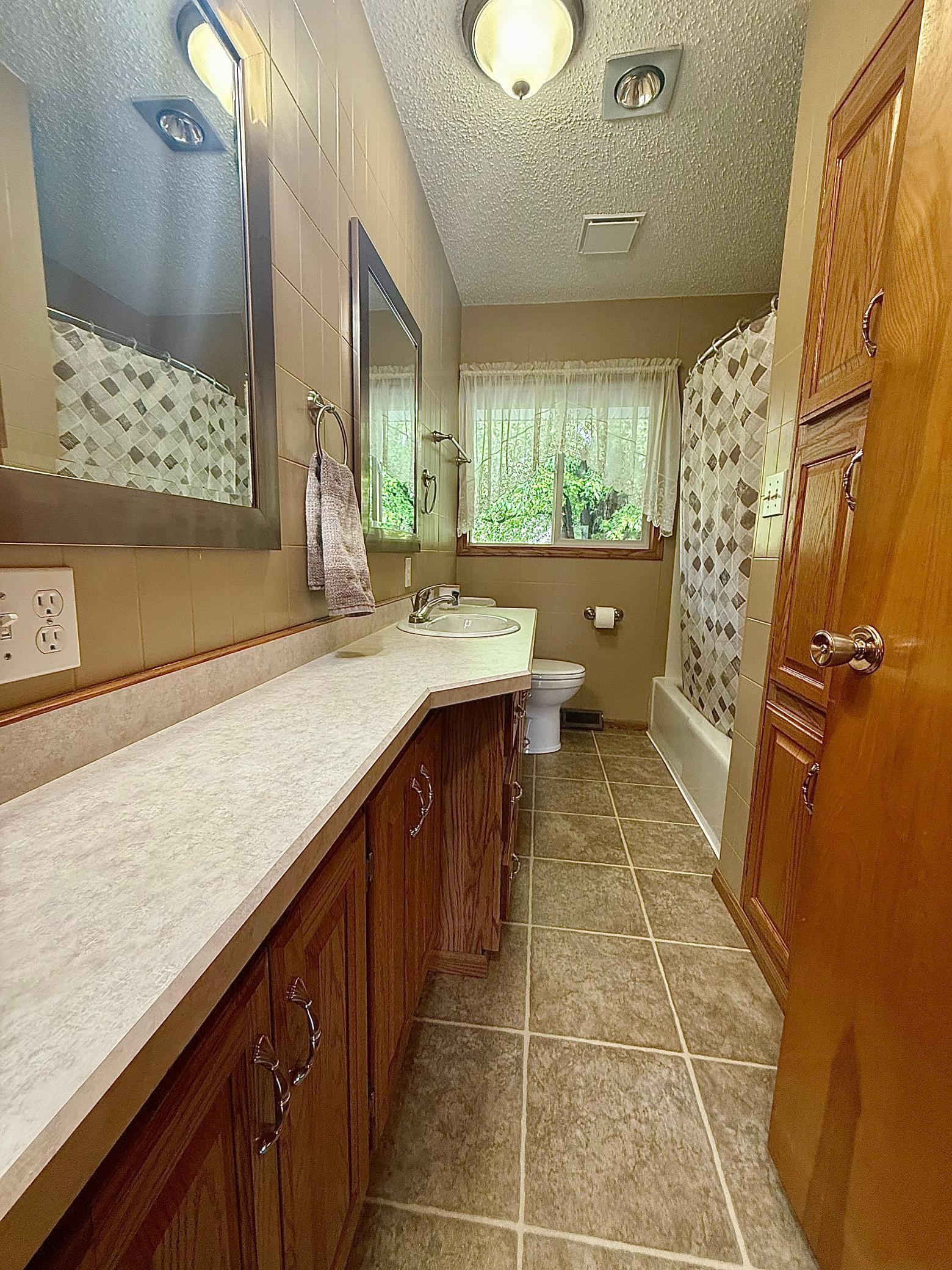 5020 State Road Montevideo, MN 56265 - Photo 29 of 55