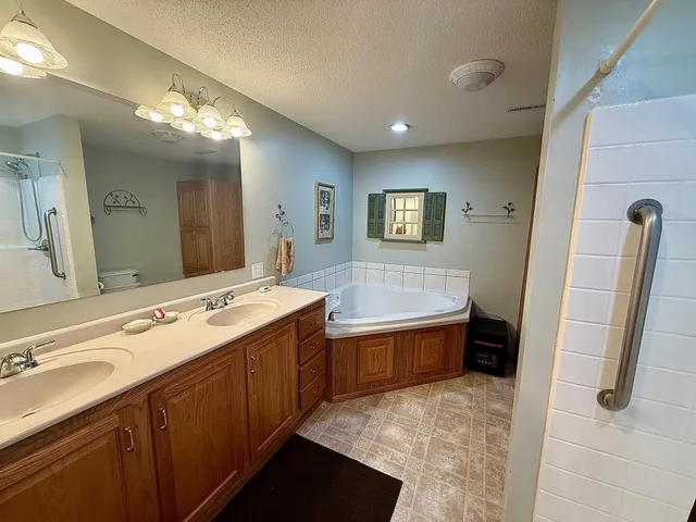 $429,000 | 5020 State Road, Montevideo, MN 56265