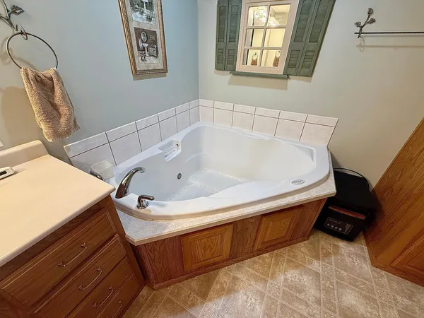 $419,000 | 5020 State Road, Montevideo, MN 56265