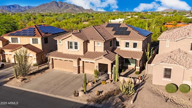 $865,000 | 32825 North 43rd Street, Cave Creek, AZ 85331