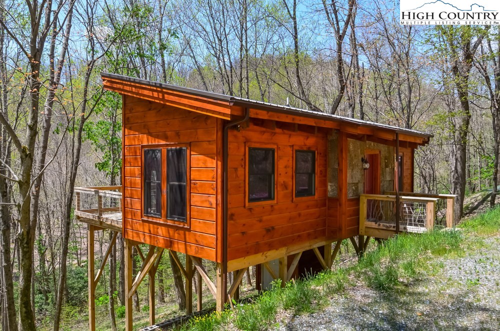 1580 Longhope Road Todd, NC 28684 - Photo 1 of 15
