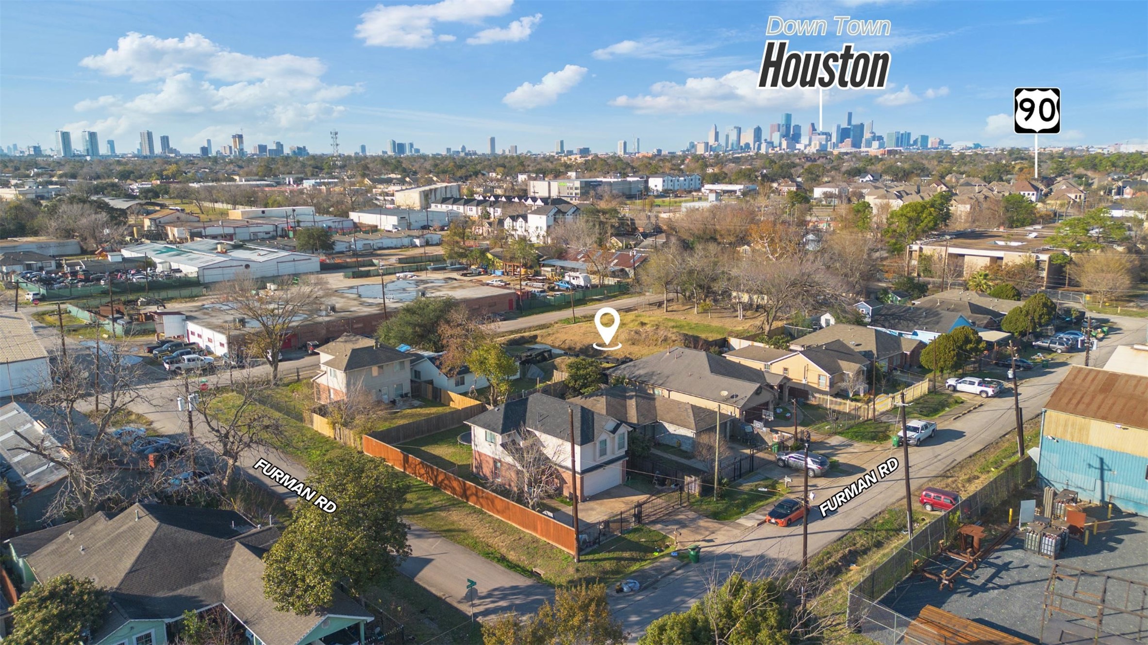 6019 England Street Houston, TX 77021 - Photo 3 of 21 a view of a city