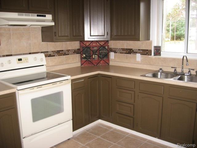 9108 North Seymour Road Flushing, MI 48433 - Photo 18 of 25 IMG_3009.jpg