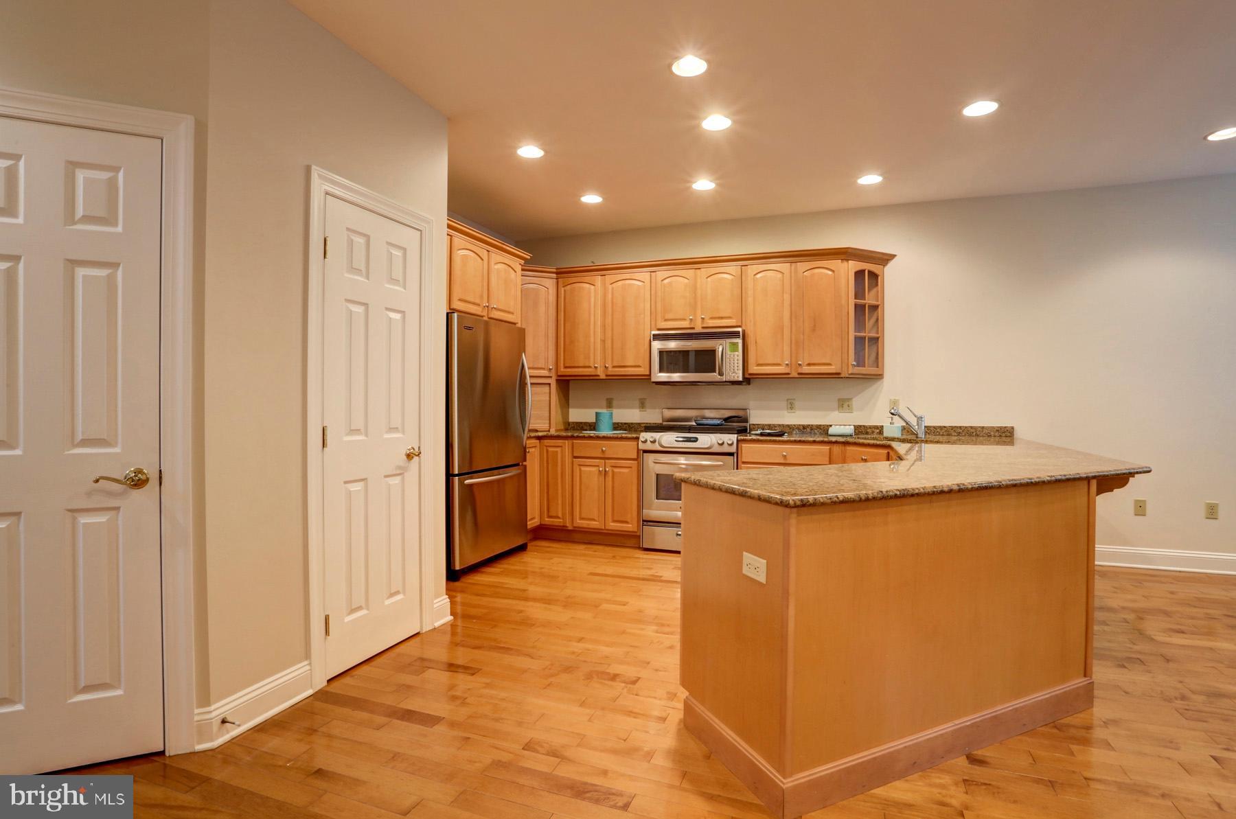 640 Northfield Road Lititz, PA 17543 - Photo 5 of 37 Kitchen