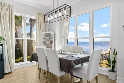 $1,900,000 | 38 Garden Bay Court, Miramar Beach, FL 32550