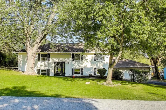 $380,000 | 9111 Fairbanks Street, Crown Point, IN 46307