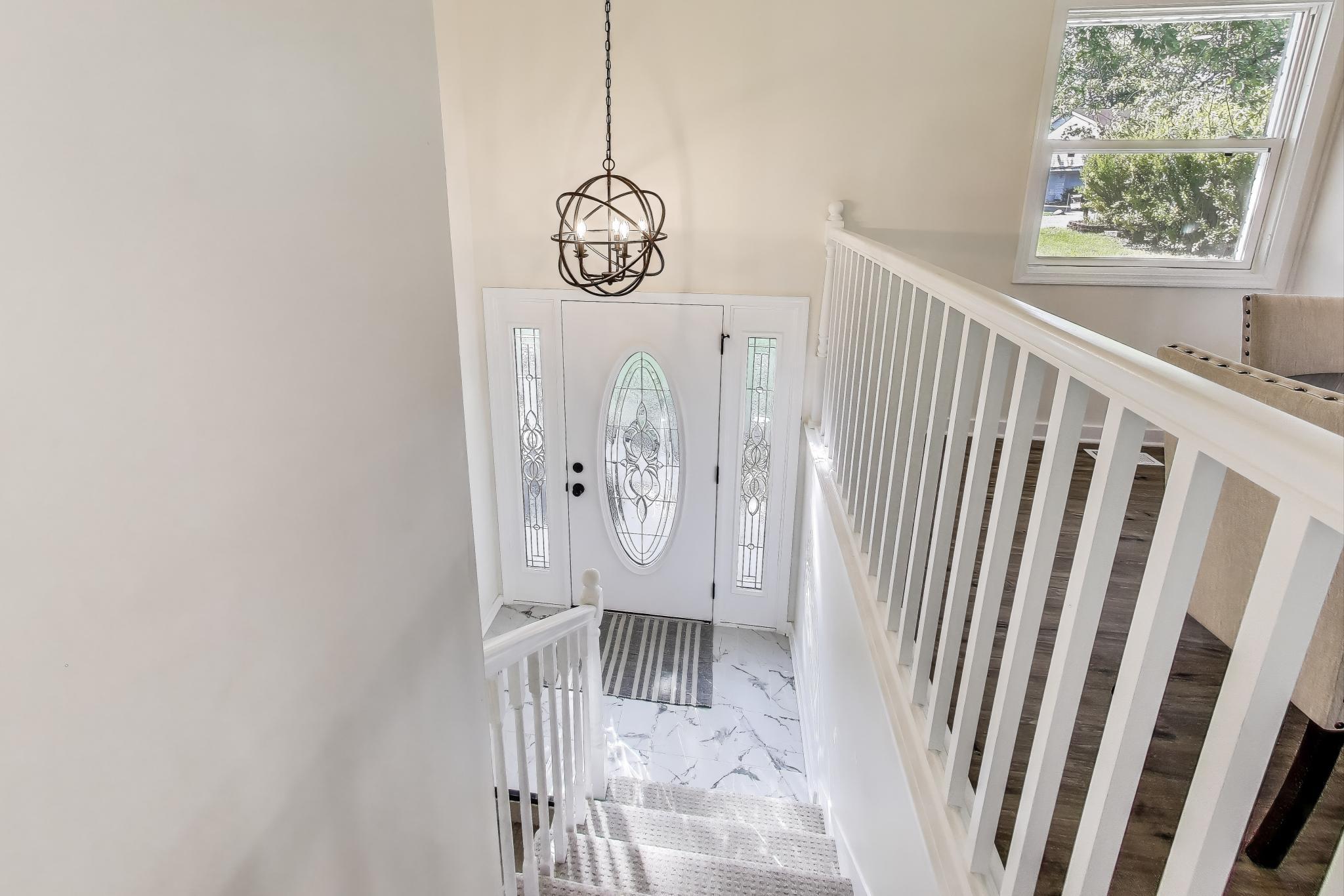 9111 Fairbanks Street Crown Point, IN 46307 - Photo 3 of 43 2048x1366