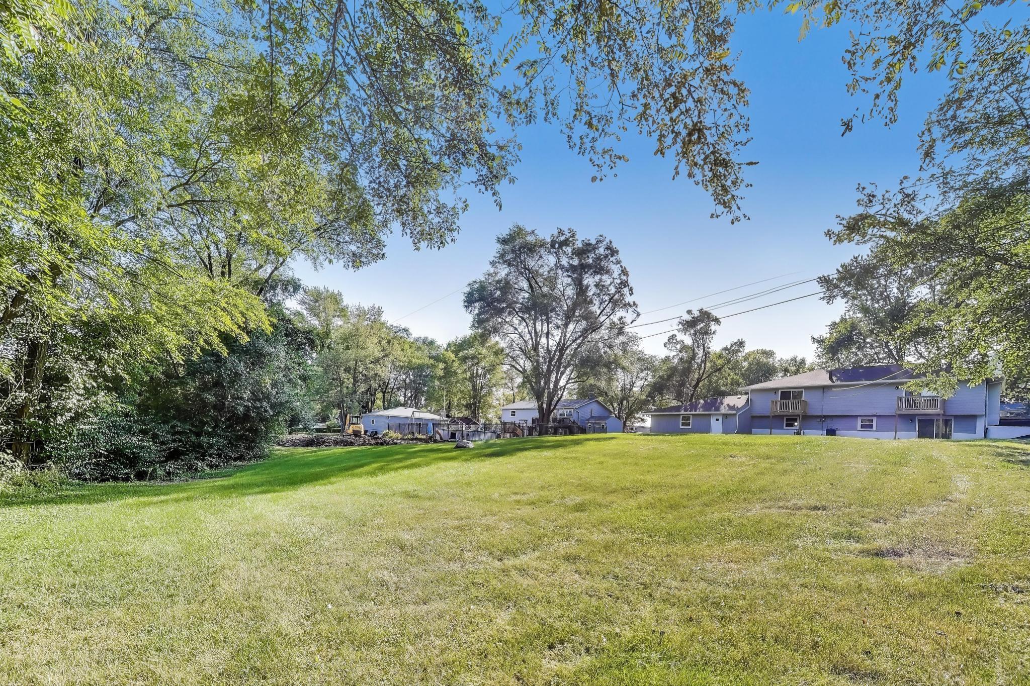 9111 Fairbanks Street Crown Point, IN 46307 - Photo 33 of 43 2048x1365