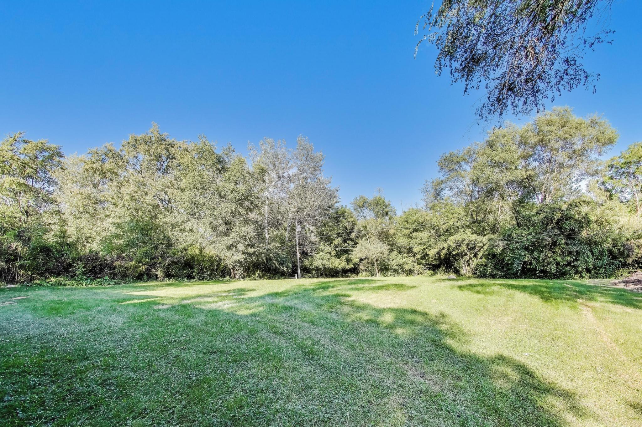 9111 Fairbanks Street Crown Point, IN 46307 - Photo 34 of 43 2048x1365