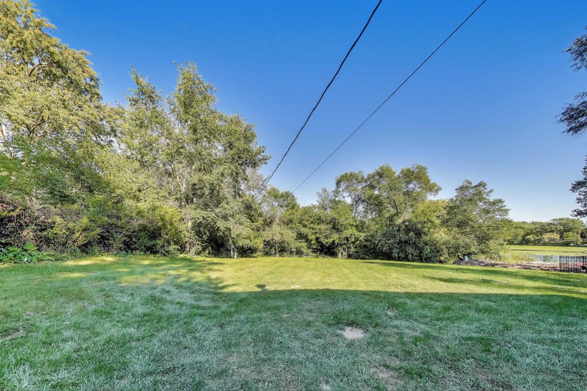 9111 Fairbanks Street Crown Point, IN 46307 - Photo 37 of 43 2048x1365