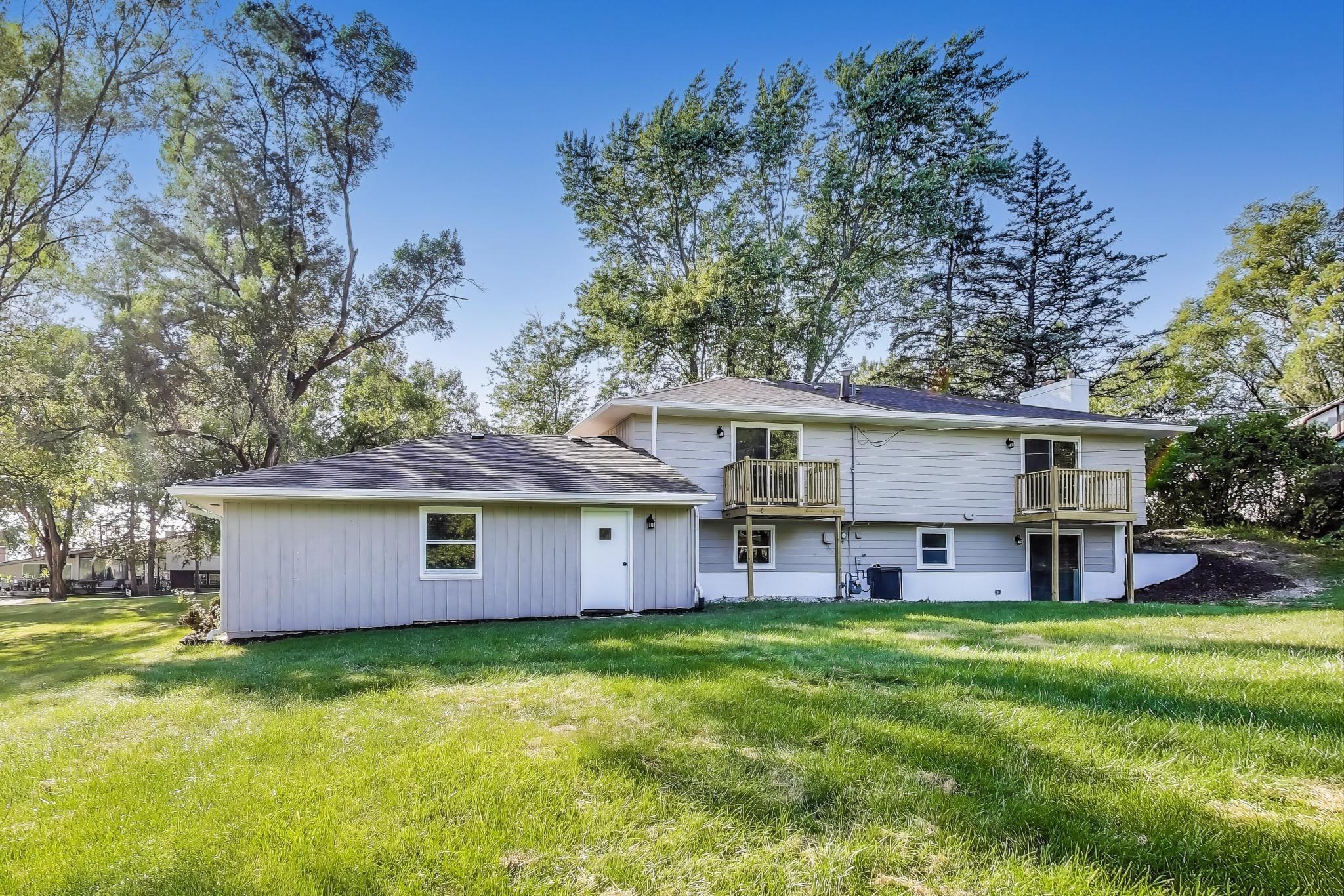 9111 Fairbanks Street Crown Point, IN 46307 - Photo 39 of 43 2048x1366